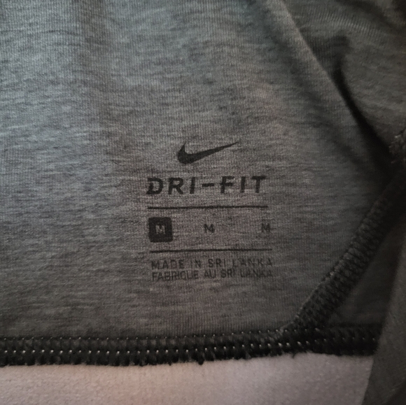 Nike Bra Women MEDIUM SILVER White Pull On Yoga Workout Sports Bra Casual Ladies - Picture 7 of 10